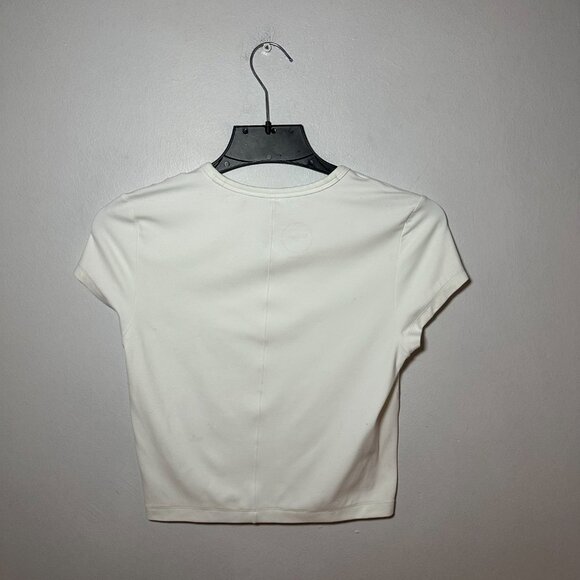 Wilson White Cropped Match Point Athletic Top – Size M - Picture 4 of 8